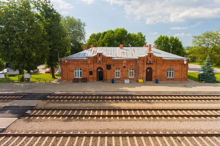 Šeštokų geležinkelio stotis