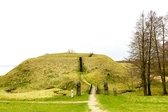 Burghügel Prelomciškė mit prähistorischer Siedlung